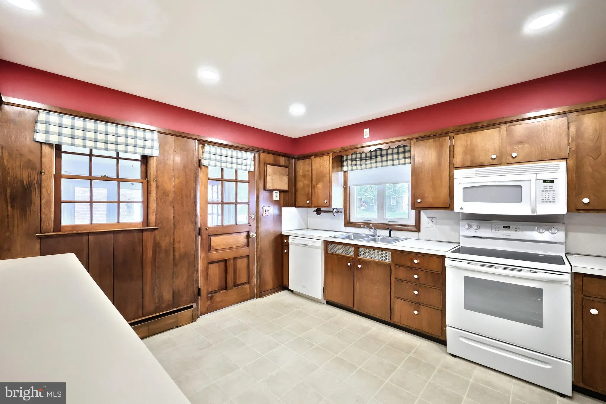 Hanover, Pennsylvania 17331, United States, 4 Bedrooms Bedrooms, ,2 BathroomsBathrooms,Residential,Coming Soon,216859