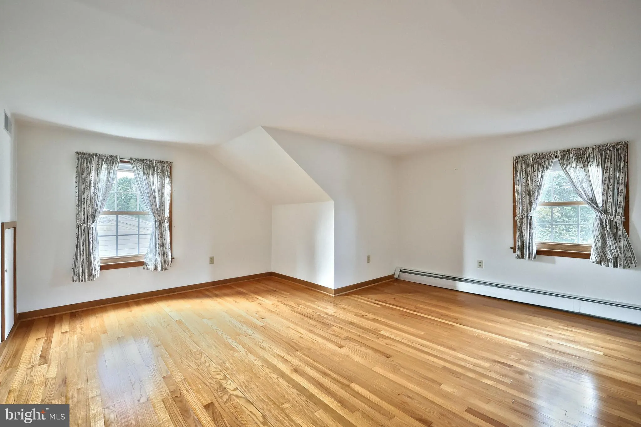 Hanover, Pennsylvania 17331, United States, 4 Bedrooms Bedrooms, ,2 BathroomsBathrooms,Residential,Coming Soon,216859