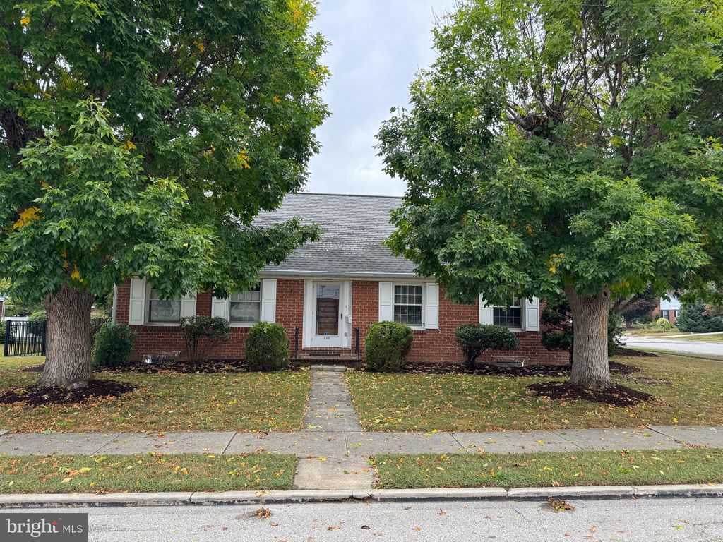 Photo of 130 Sunset Avenue, HANOVER, PA 17331 (MLS # PAYK2090646)