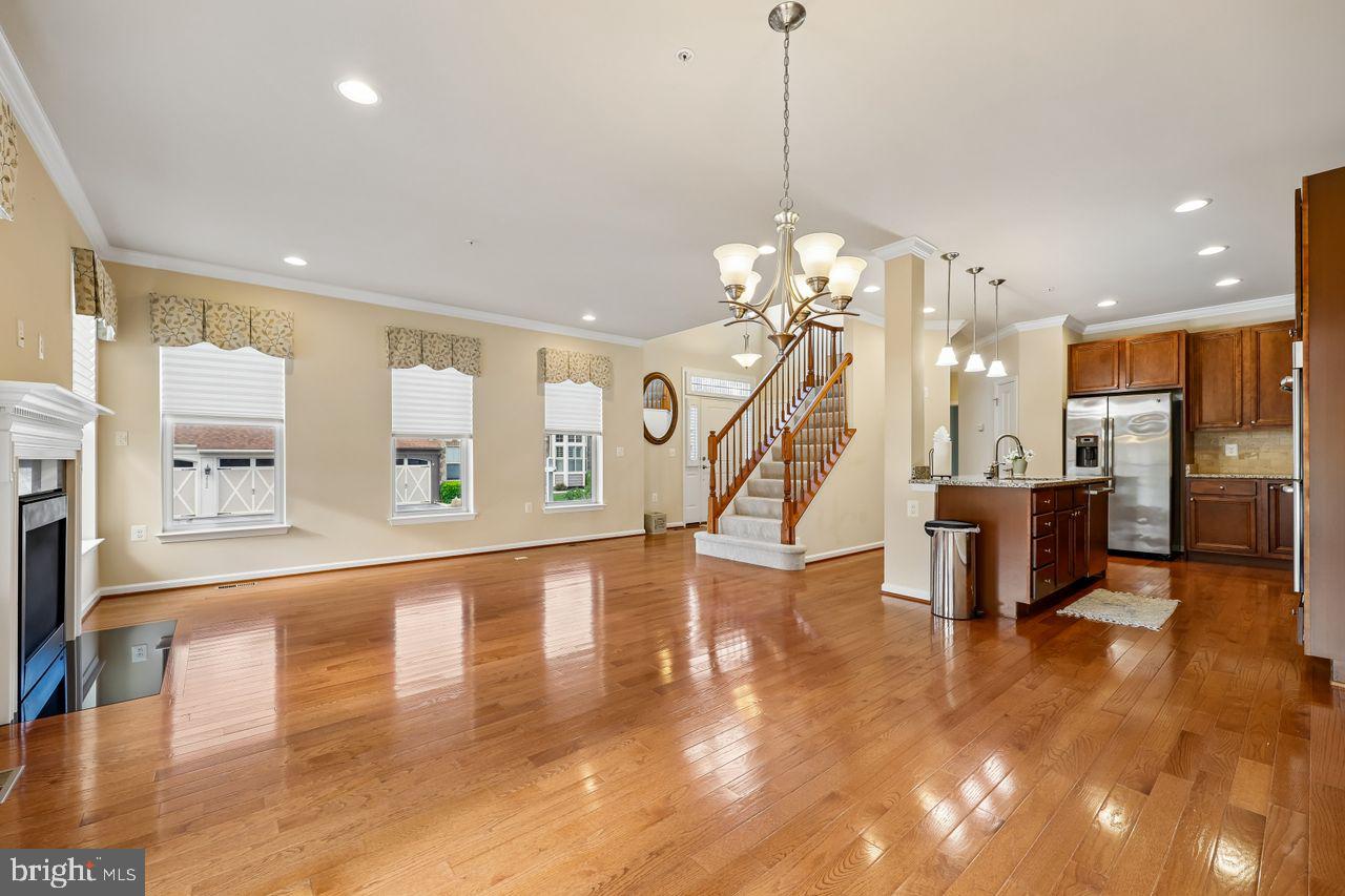 WORMANS MILL - Residential