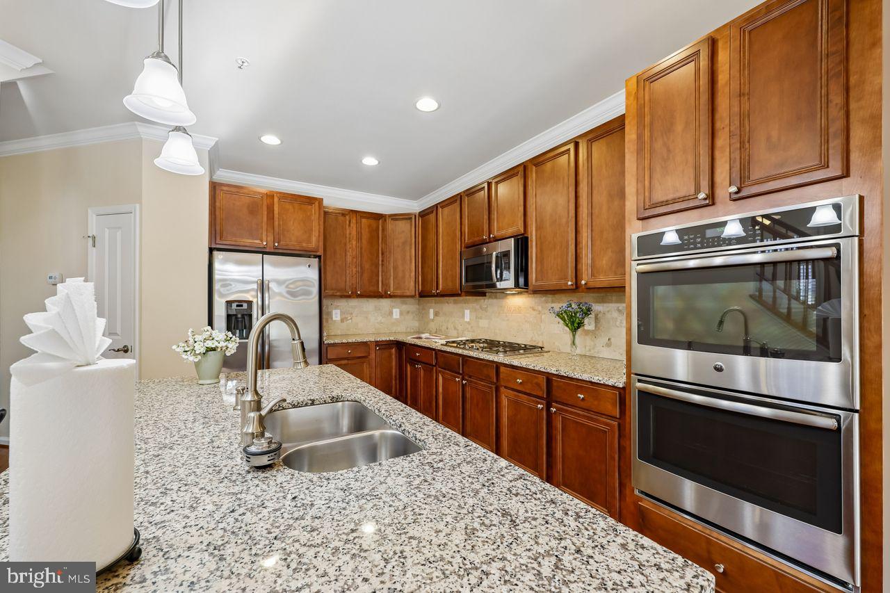 WORMANS MILL - Residential