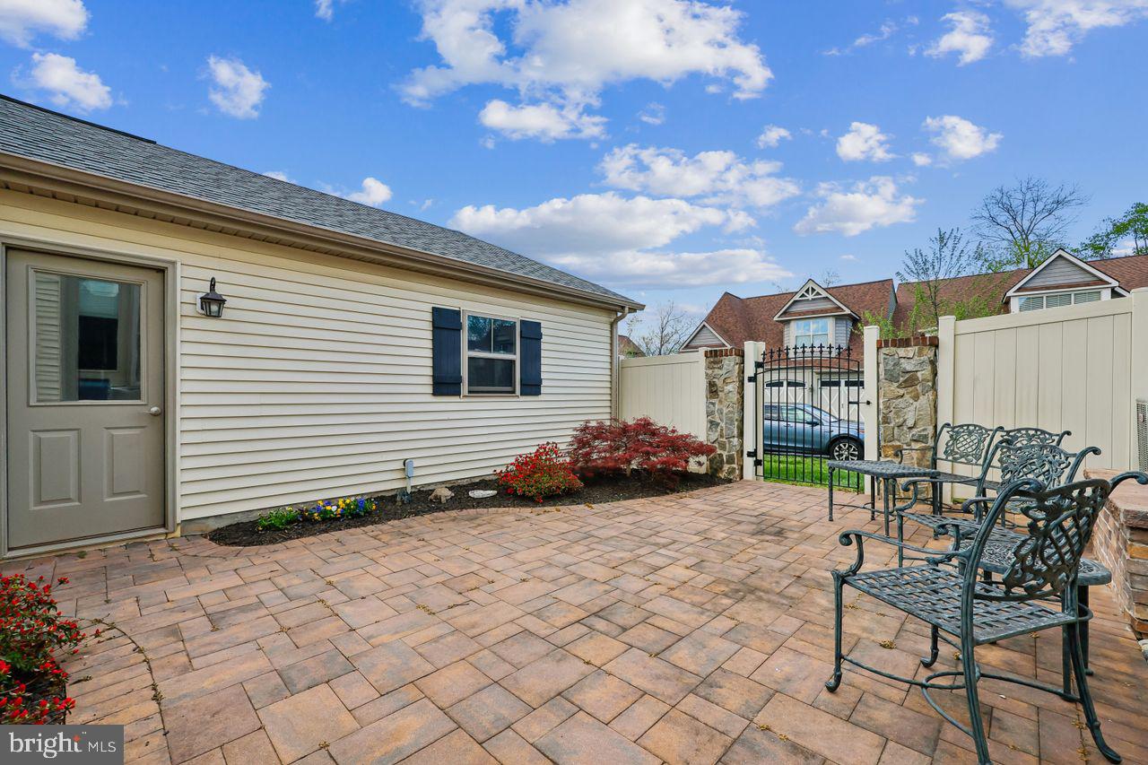 WORMANS MILL - Residential