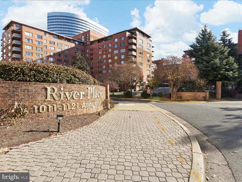 Photo for 1021 ARLINGTON BOULEVARD 614