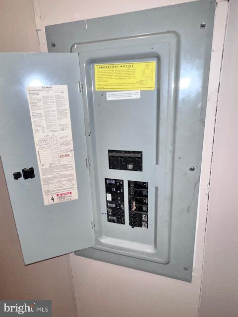 CHARLESTOWN MANOR - Residential