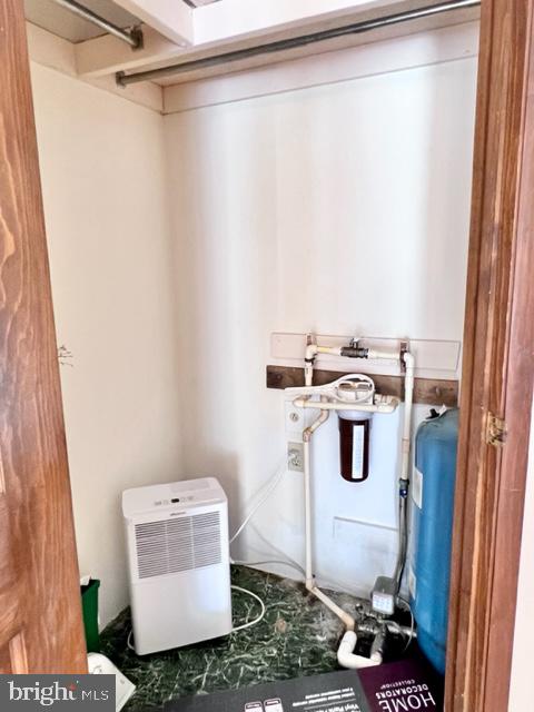 CHARLESTOWN MANOR - Residential