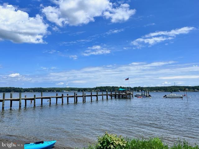 CHARLESTOWN MANOR - Residential