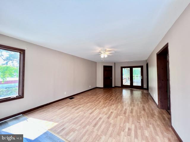 CHARLESTOWN MANOR - Residential