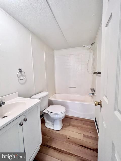 CHARLESTOWN MANOR - Residential