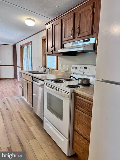 CHARLESTOWN MANOR - Residential