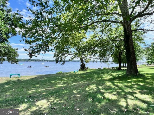 CHARLESTOWN MANOR - Residential