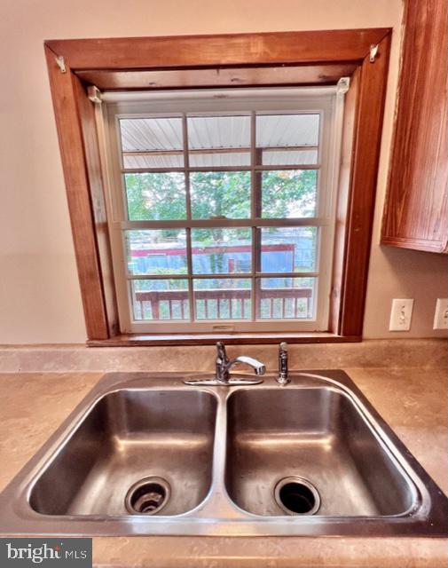 CHARLESTOWN MANOR - Residential