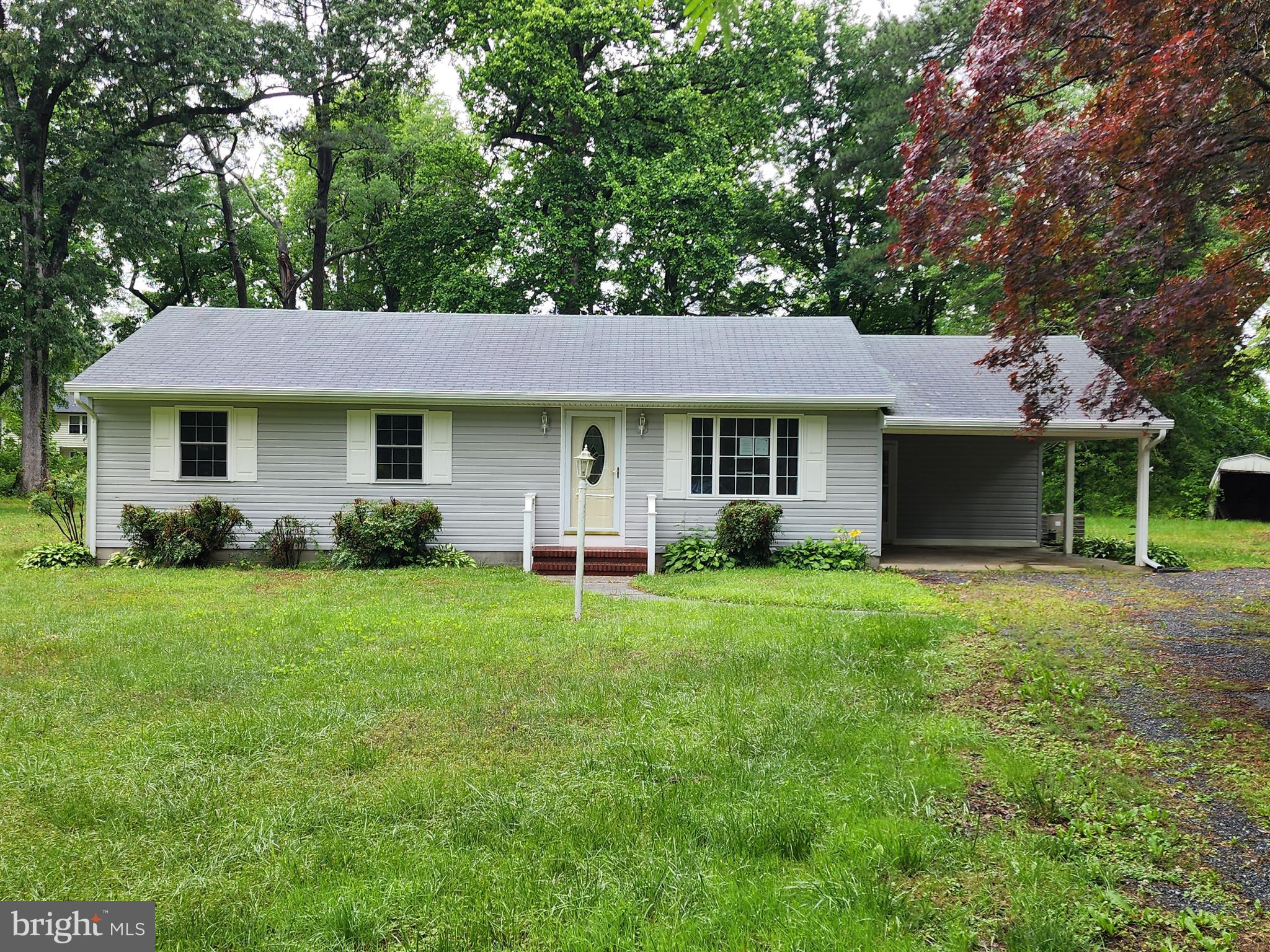 5604 NORTH COURT