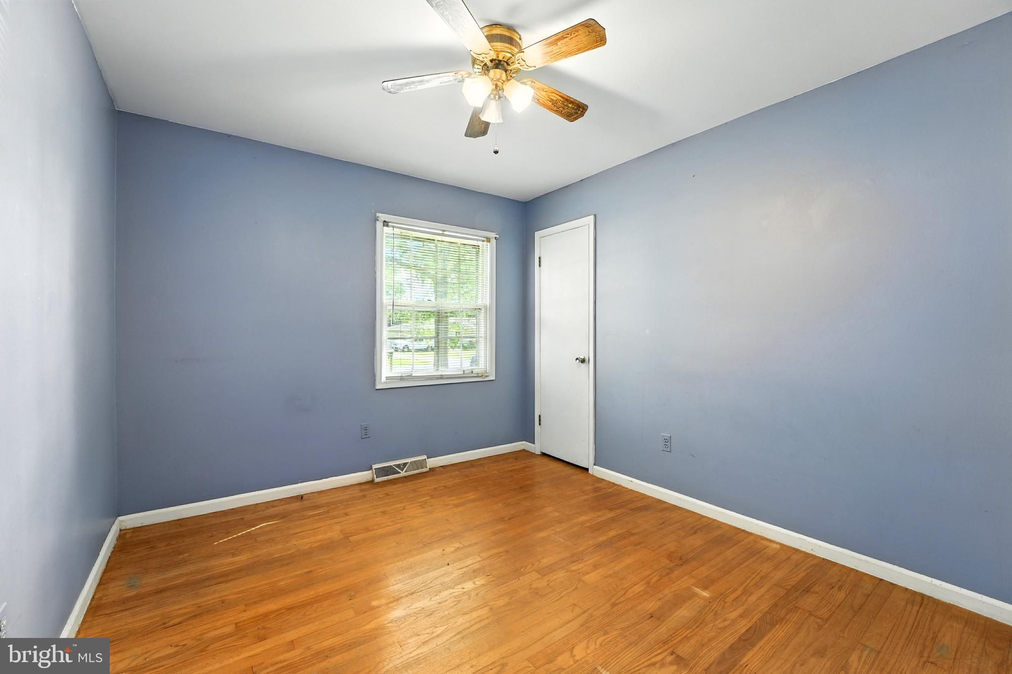 FAIRVIEW ACRES - Residential