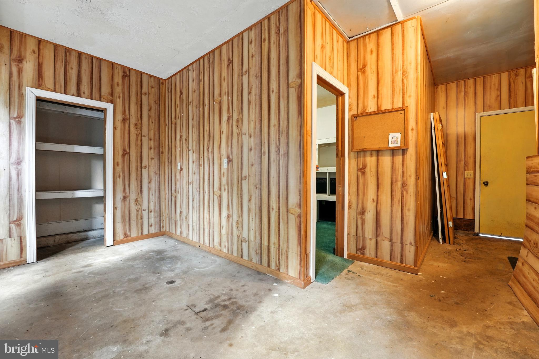 FAIRVIEW ACRES - Residential