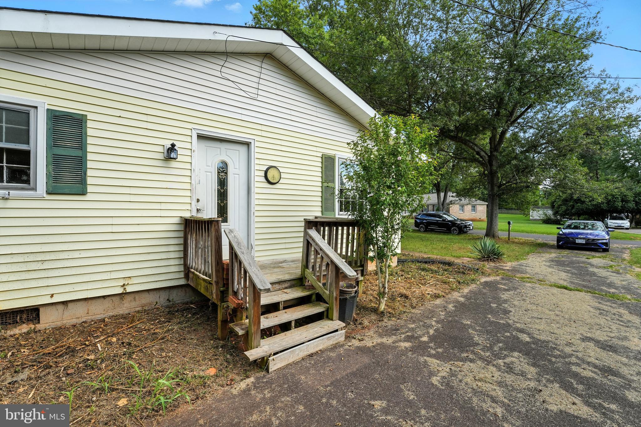 FAIRVIEW ACRES - Residential