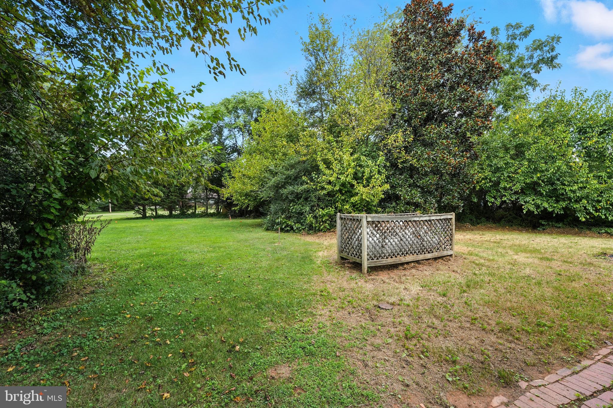 FAIRVIEW ACRES - Residential