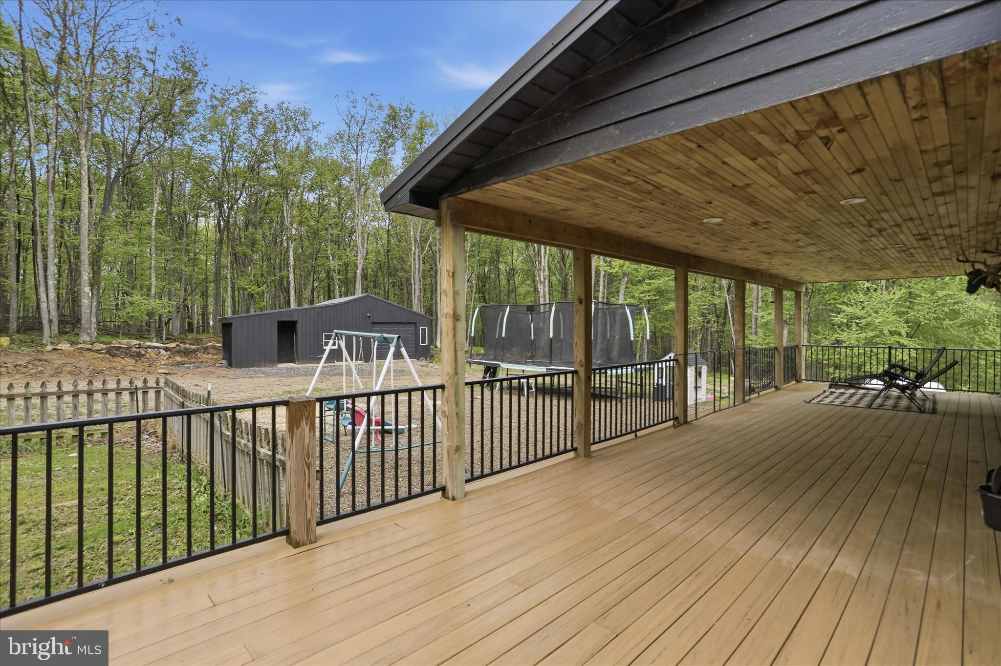 ACRES OF WHITETAIL - Residential