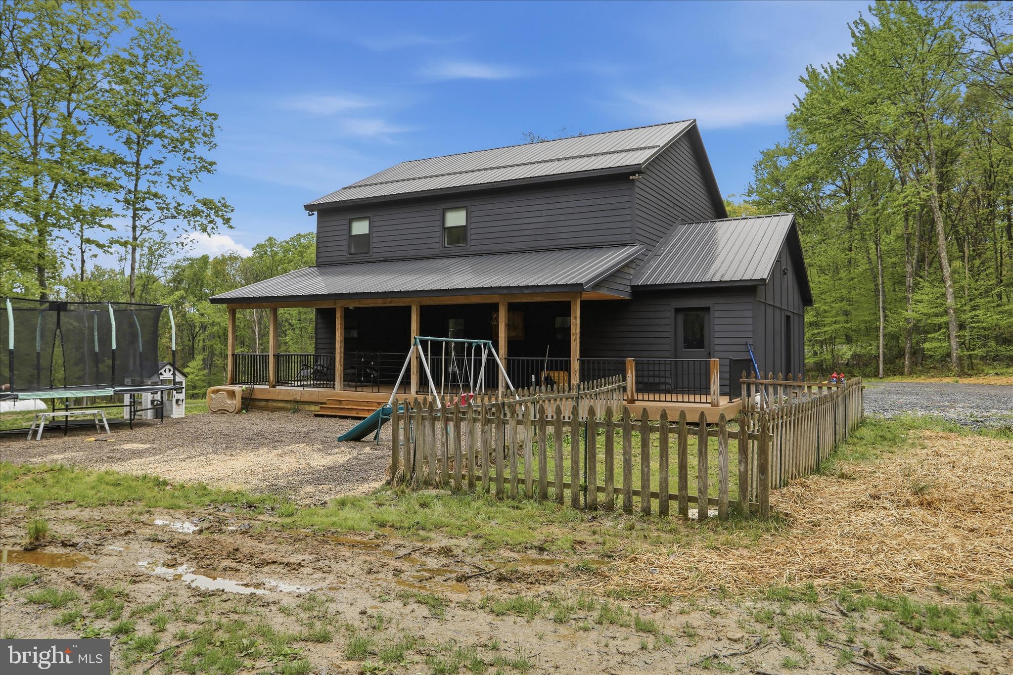 ACRES OF WHITETAIL - Residential