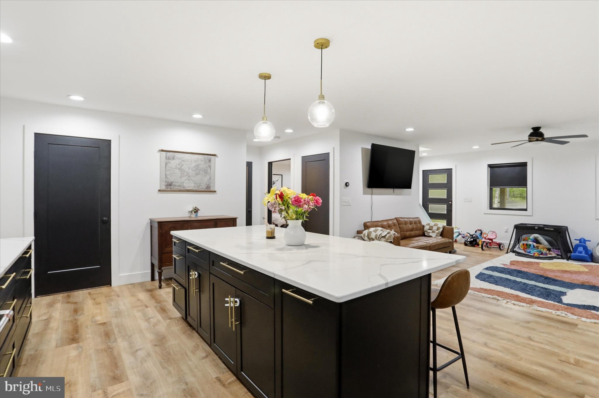 ACRES OF WHITETAIL - Residential