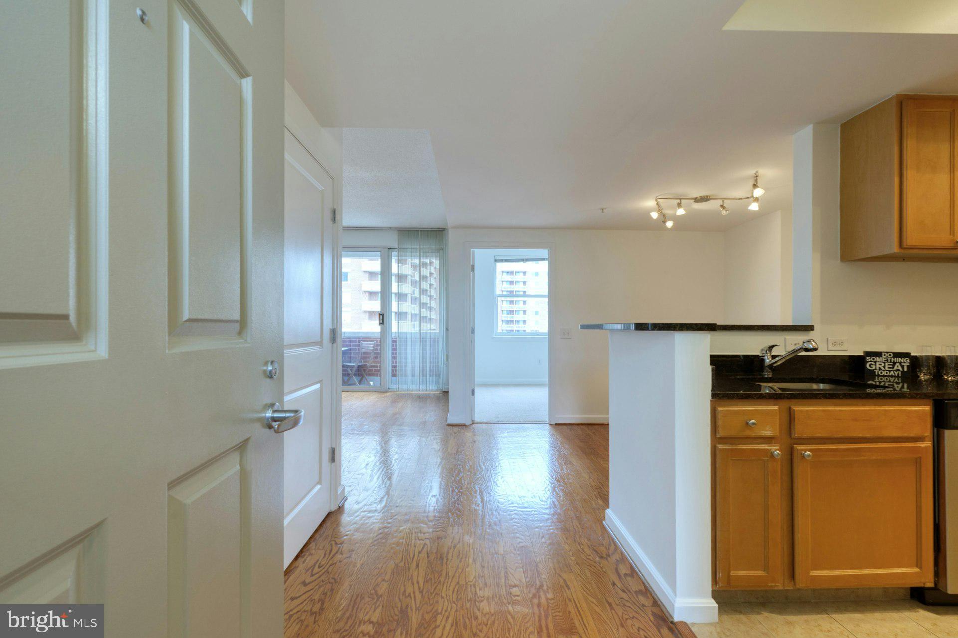 880 N POLLARD STREET 1022