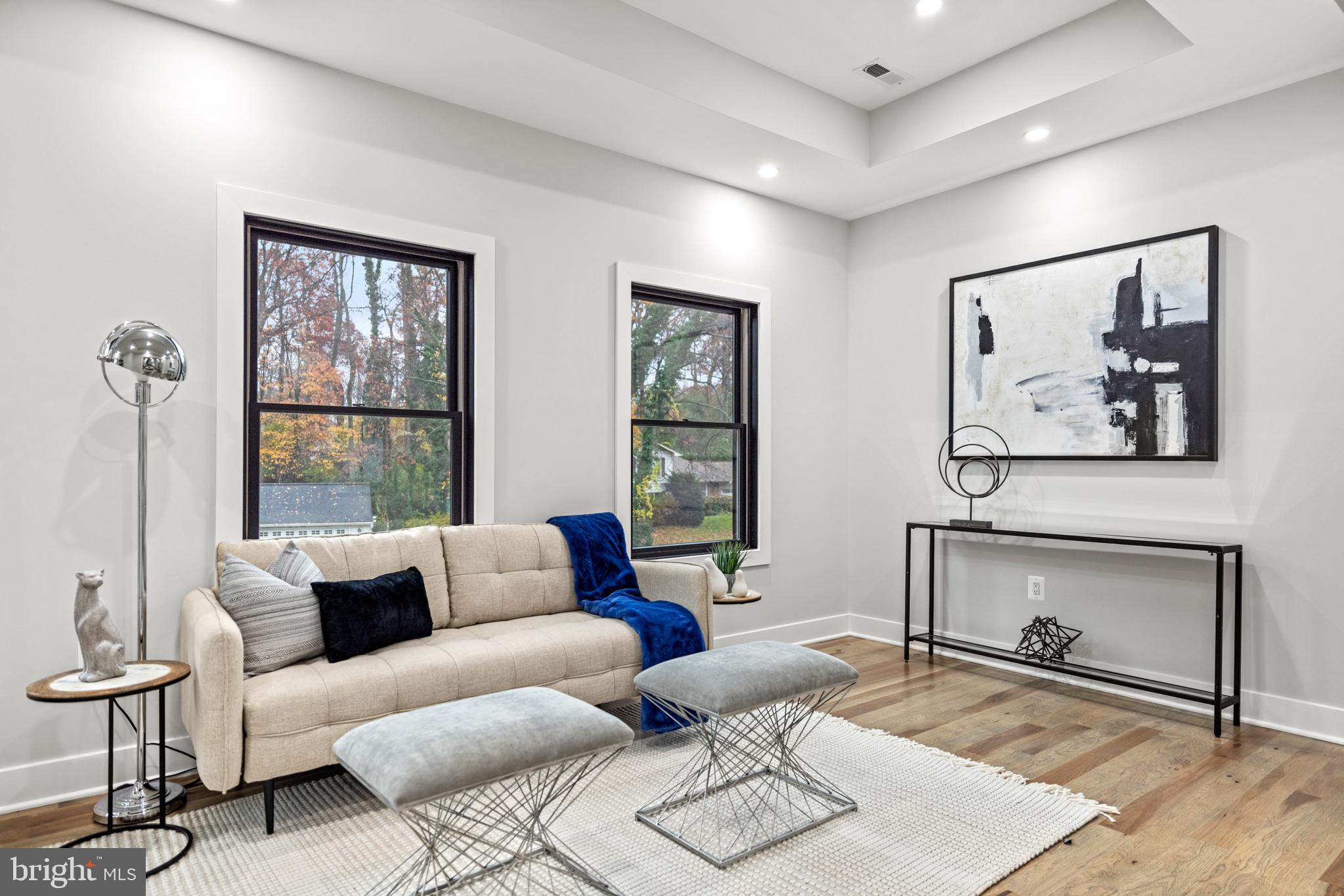 PICKETT ESTATES - Residential