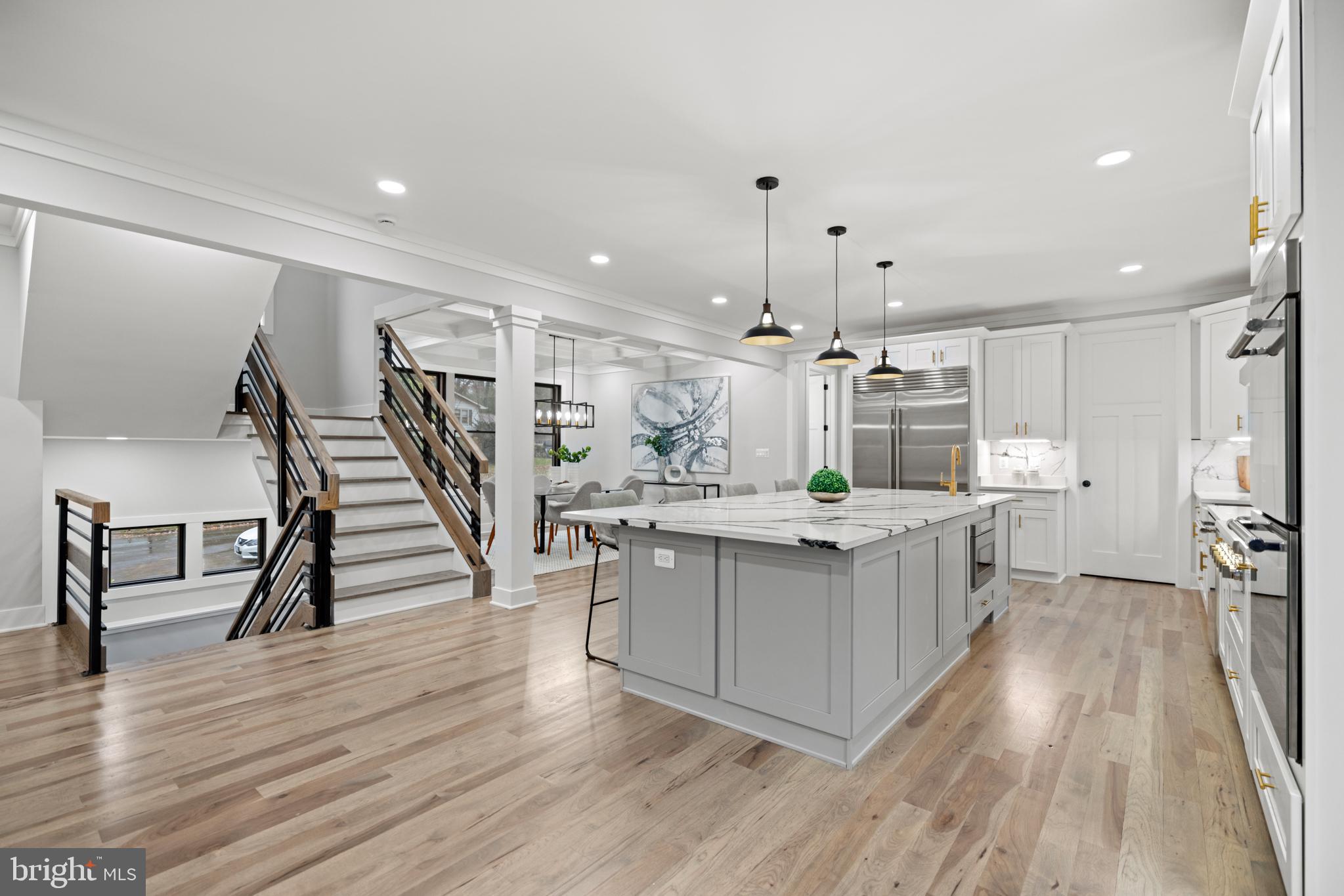 PICKETT ESTATES - Residential