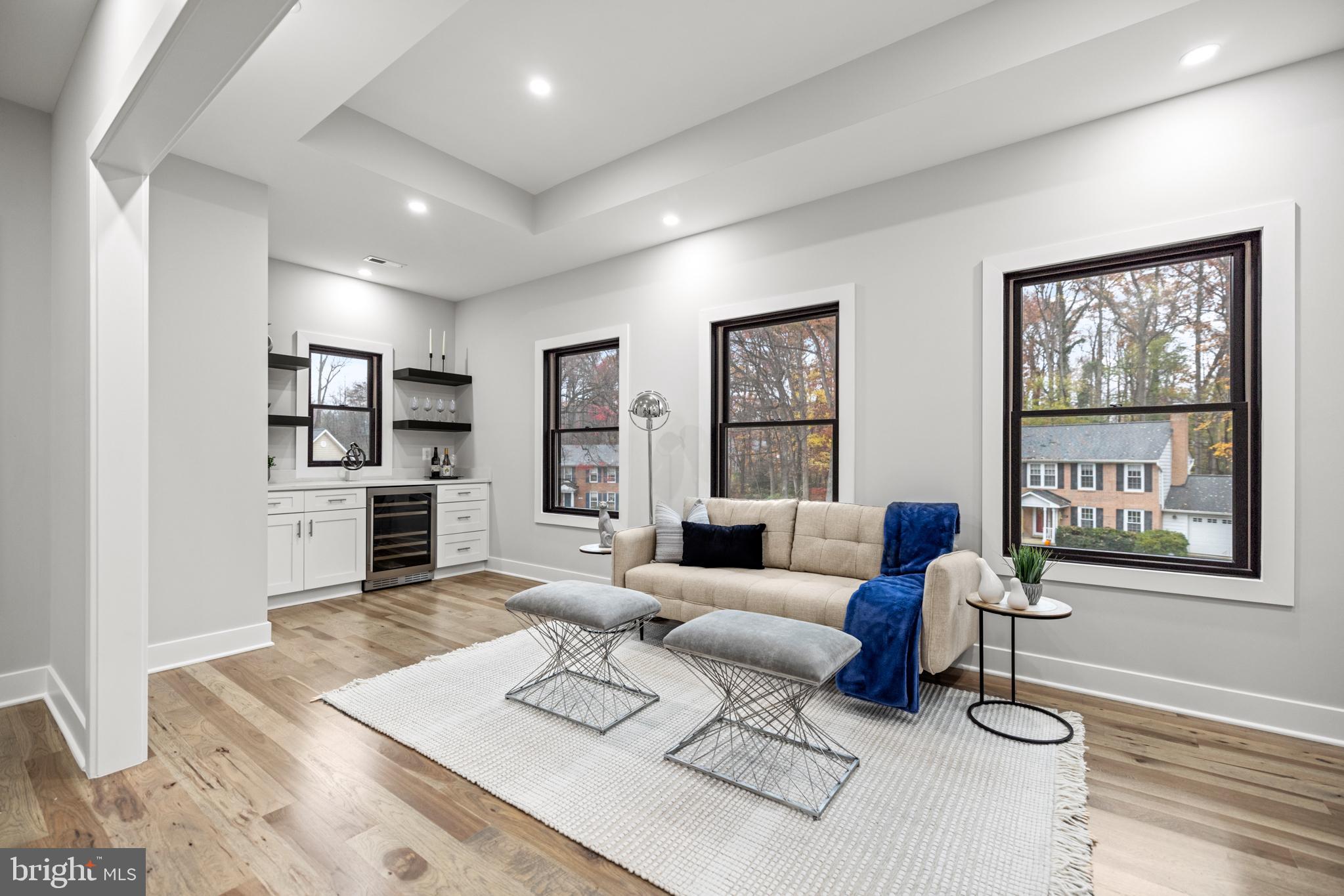 PICKETT ESTATES - Residential