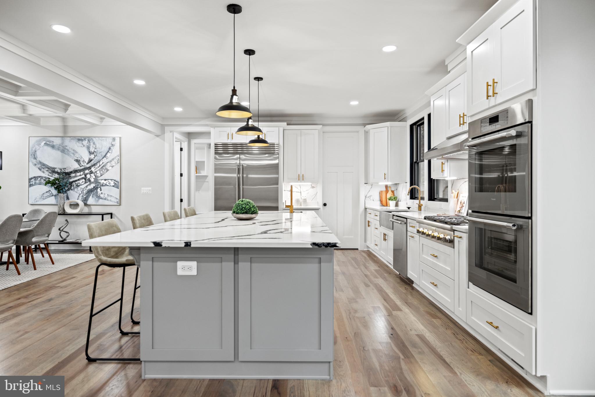 PICKETT ESTATES - Residential