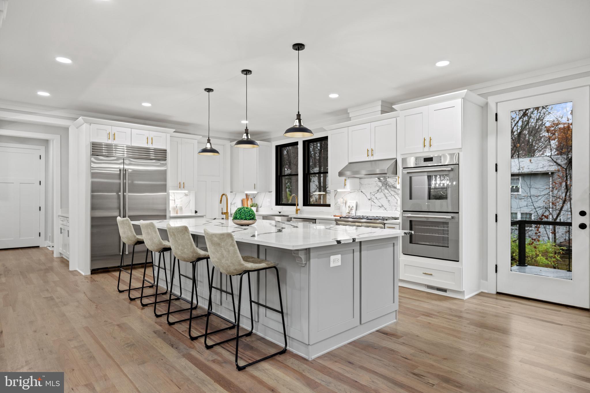 PICKETT ESTATES - Residential