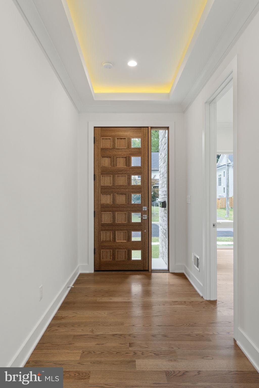 VIENNA WOODS - Residential