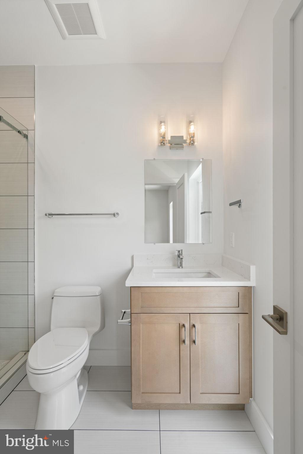 VIENNA WOODS - Residential