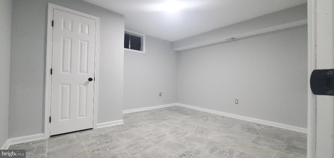 BARNABY KNOLLS PLAT 3 - Residential Lease