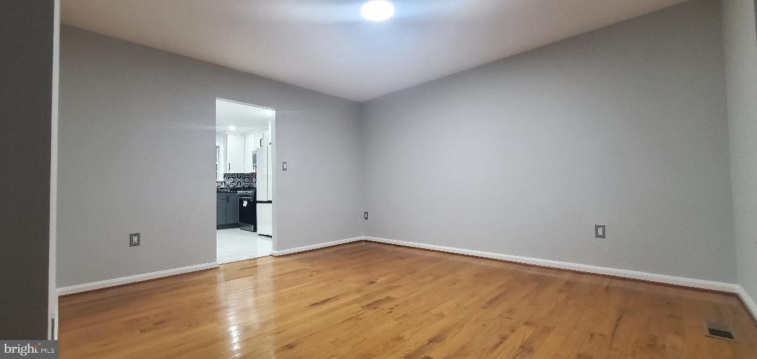 BARNABY KNOLLS PLAT 3 - Residential Lease