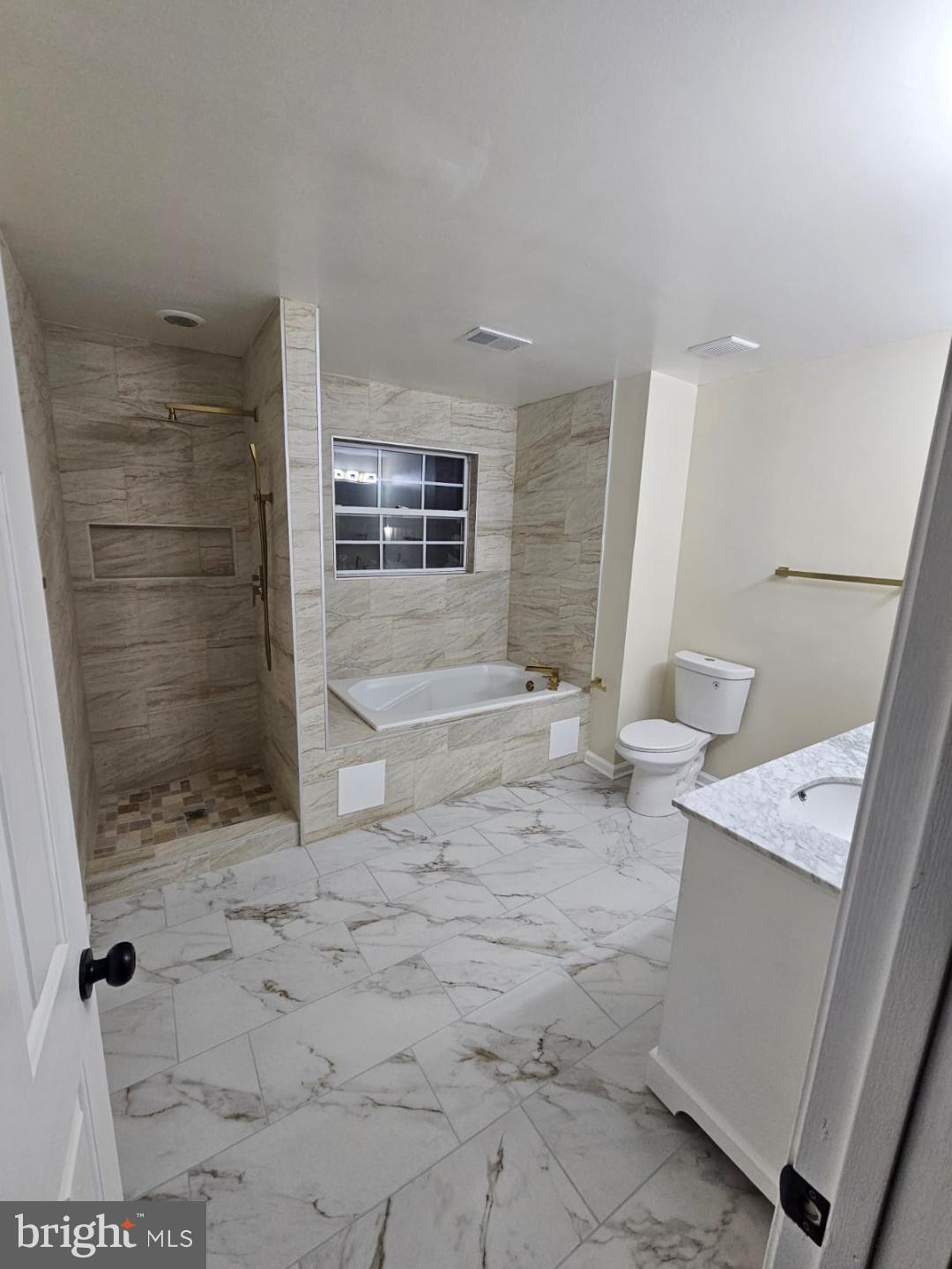 BARNABY KNOLLS PLAT 3 - Residential Lease