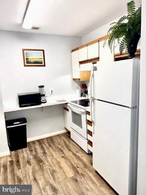 ANNAPOLIS OVERLOOK - Residential