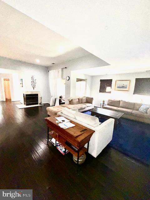 ANNAPOLIS OVERLOOK - Residential