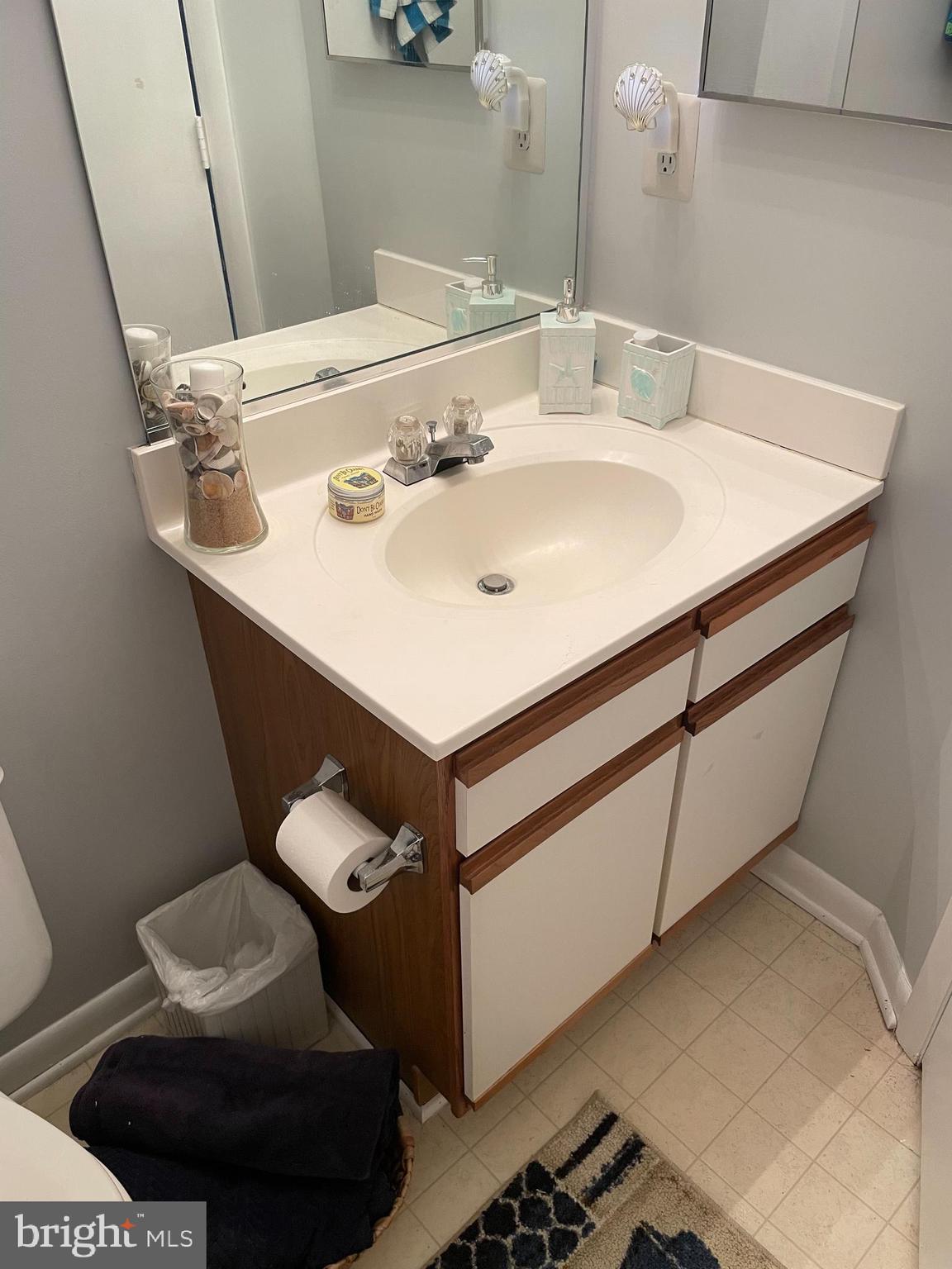 ANNAPOLIS OVERLOOK - Residential