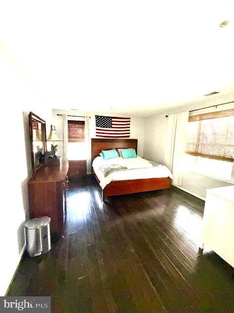 ANNAPOLIS OVERLOOK - Residential