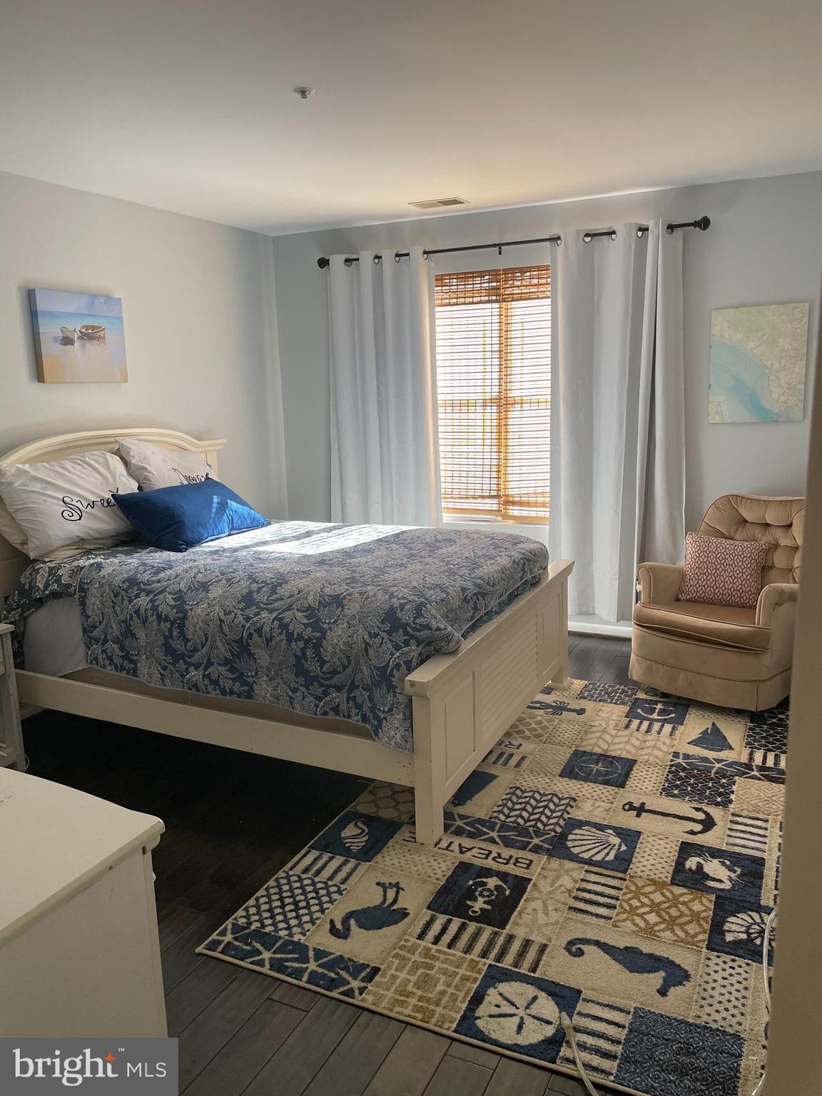 ANNAPOLIS OVERLOOK - Residential