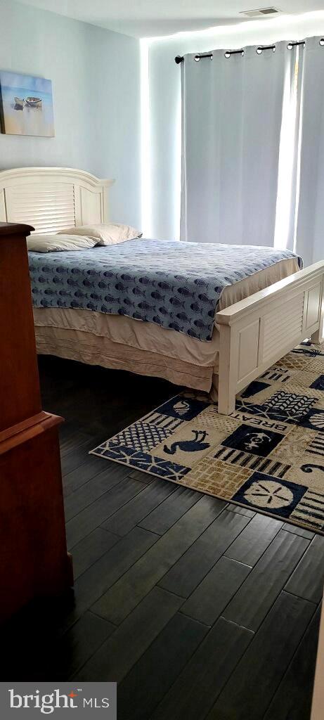 ANNAPOLIS OVERLOOK - Residential