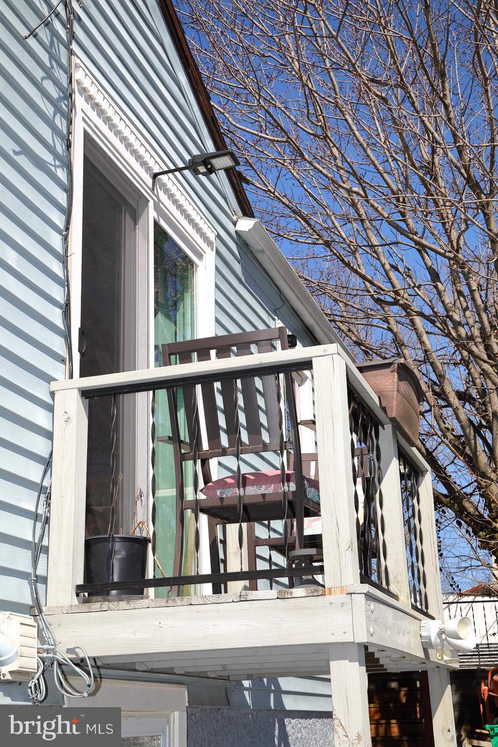 617 S CHRISTIAN STREET