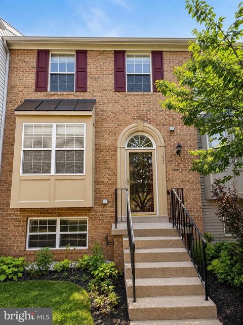 Photo of 13824 Bridlington Court, CENTREVILLE, VA 20120 (MLS # VAFX2328298)