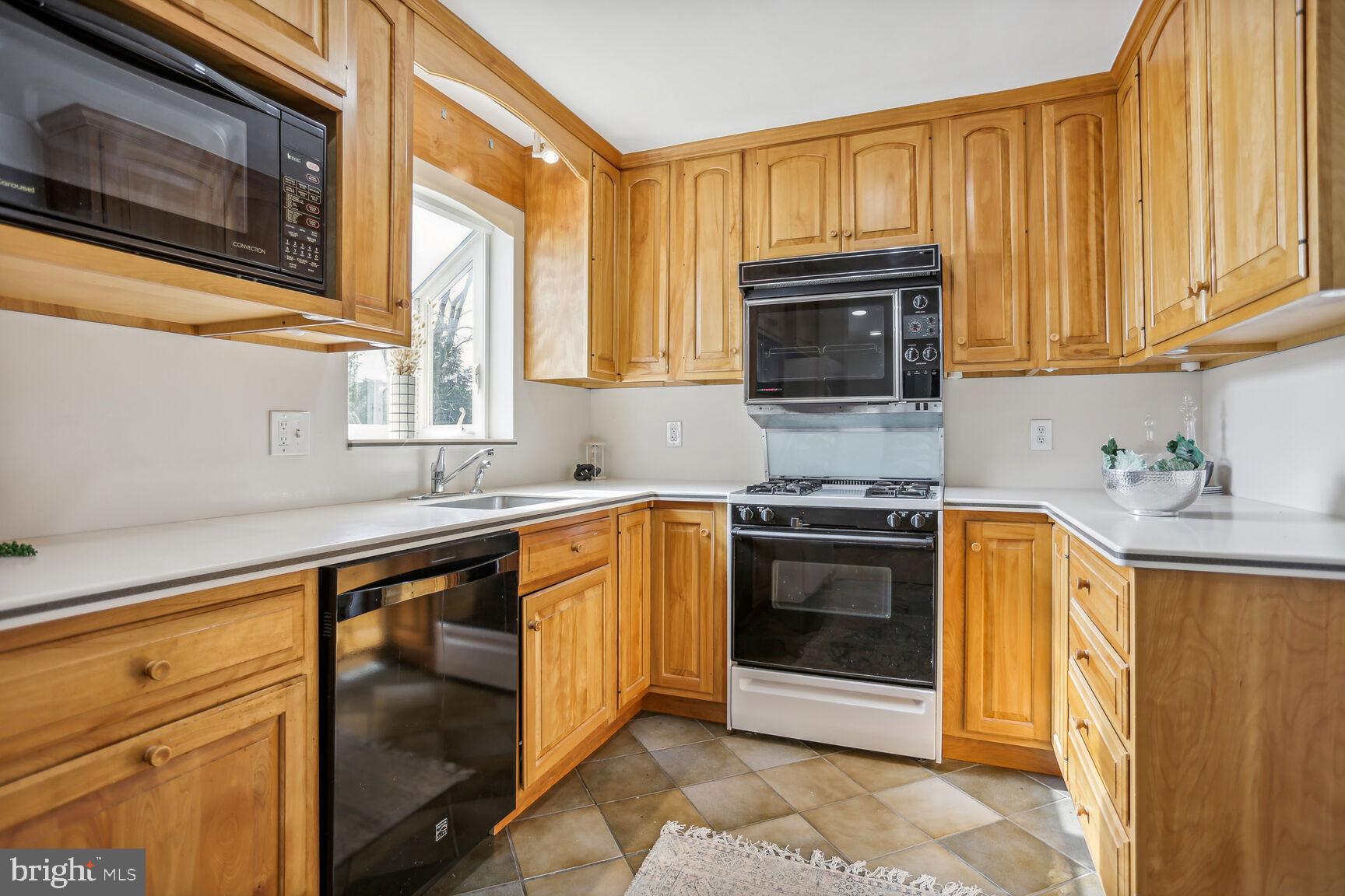 RANDOLPH HILLS - Residential