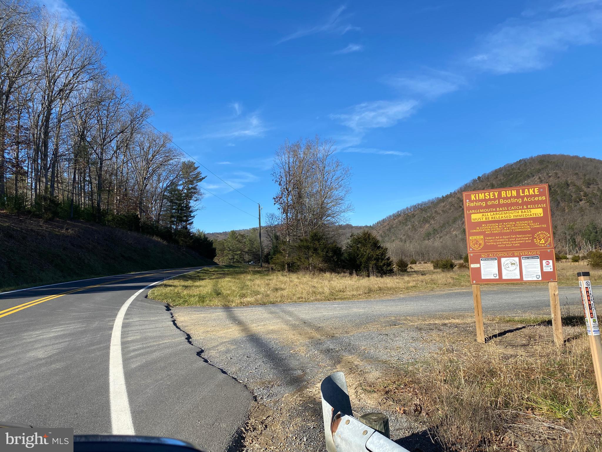 TROUT PASS PARK - Land