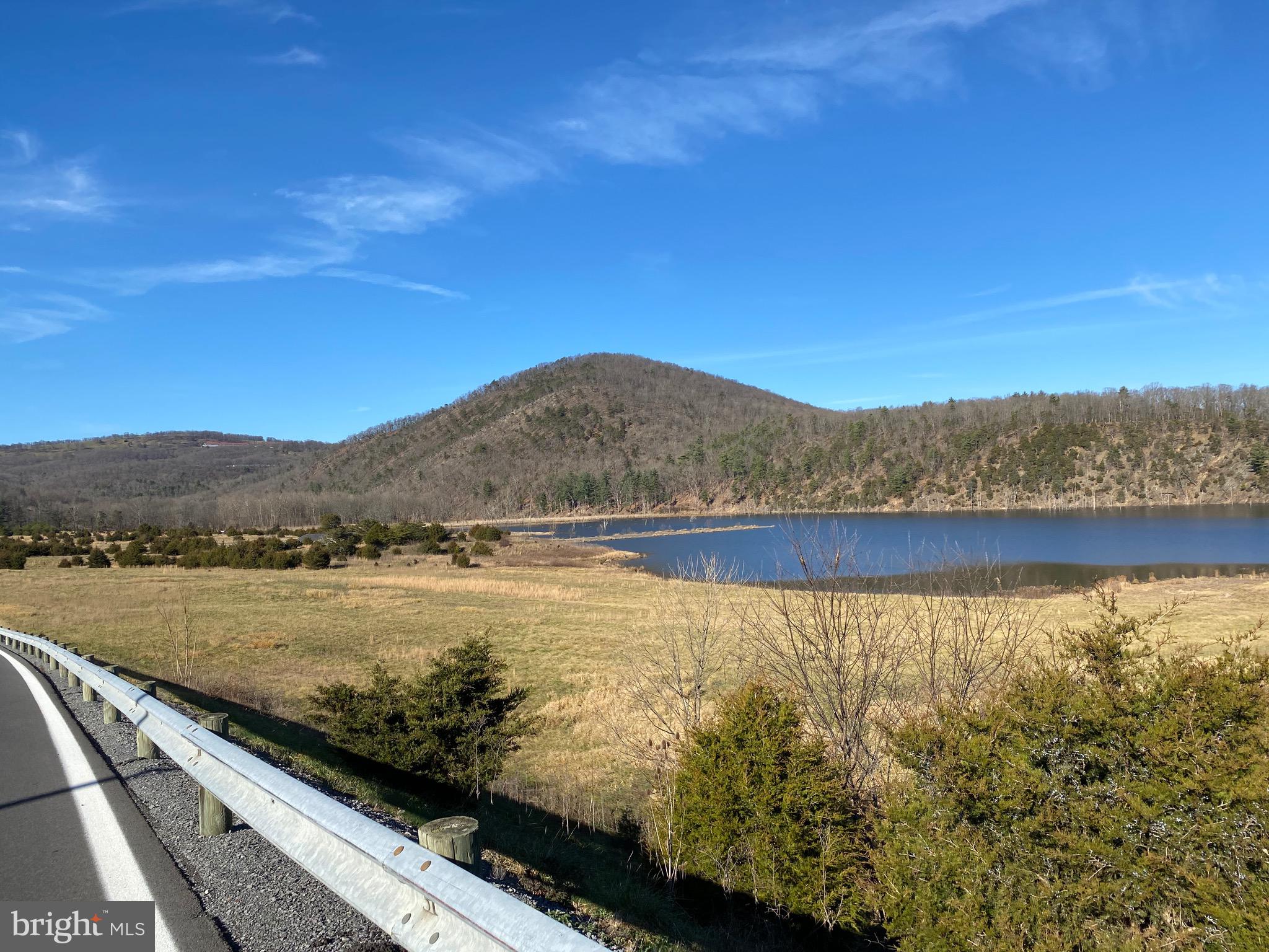 TROUT PASS PARK - Land