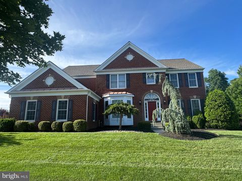 Photo of 20950 Highland Creek Drive, LEESBURG, VA 20175 (MLS # VALO2126452)