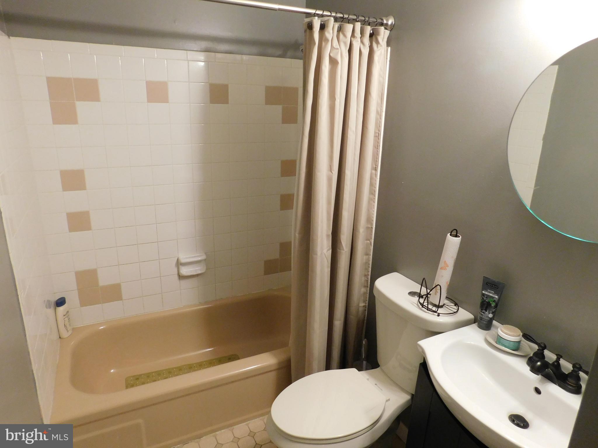 MARLBORO MEADOWS - Residential