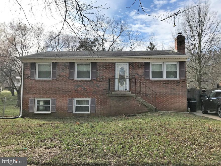 BOM BUYER $ FELL THRU BANK APPROVED LIST PRICE PLUS 3% SELLER CREDIT! Recently renovated OPEN concept kitchen, new dark sable cabs, SS appliances and granite tops. Beautiful Hardwoods on upper level, new WW carpet in Lower level. HUGE rec-room with brick fireplace! Large level yard fenced yard for games and entertainment! Short sale "as is" addendum required. Short Sale professionally facilitated.