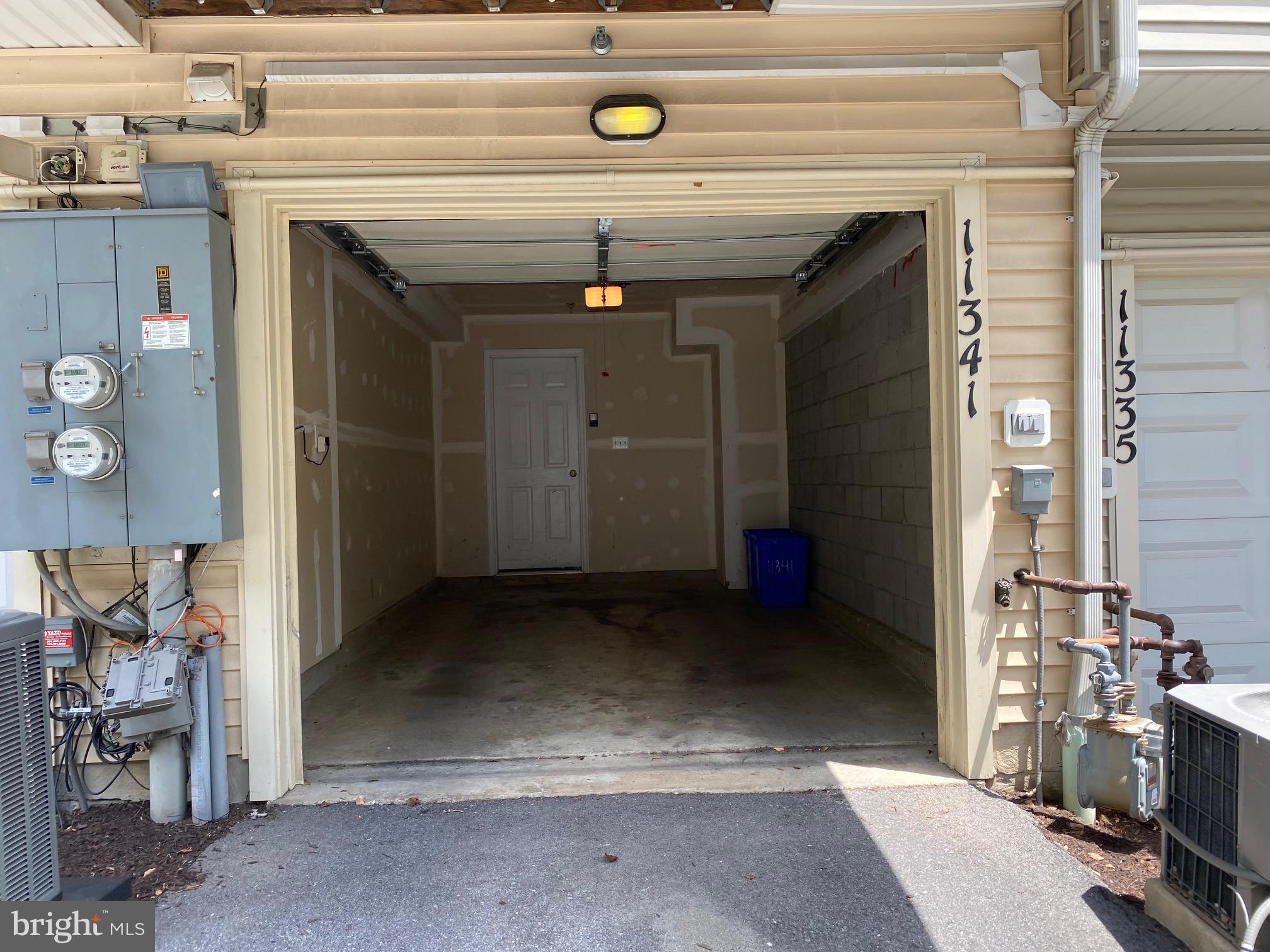 HEARTHSTONE VILLAGE - Residential Lease