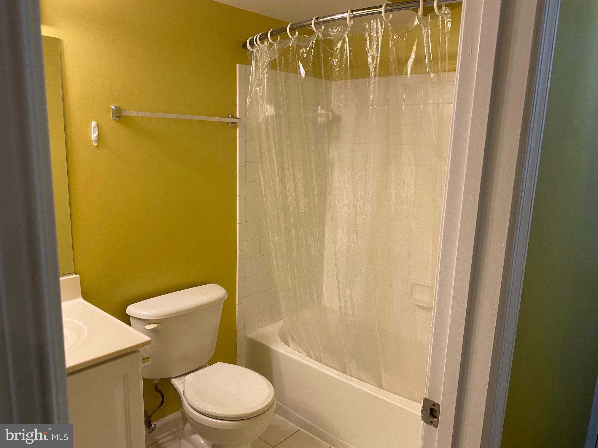 HEARTHSTONE VILLAGE - Residential Lease